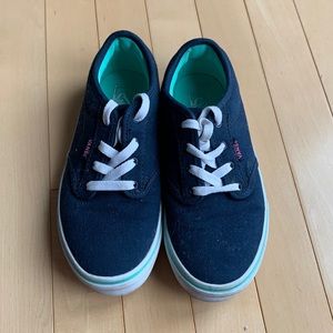 EUC! Vans “Missy” Sneakers size 3